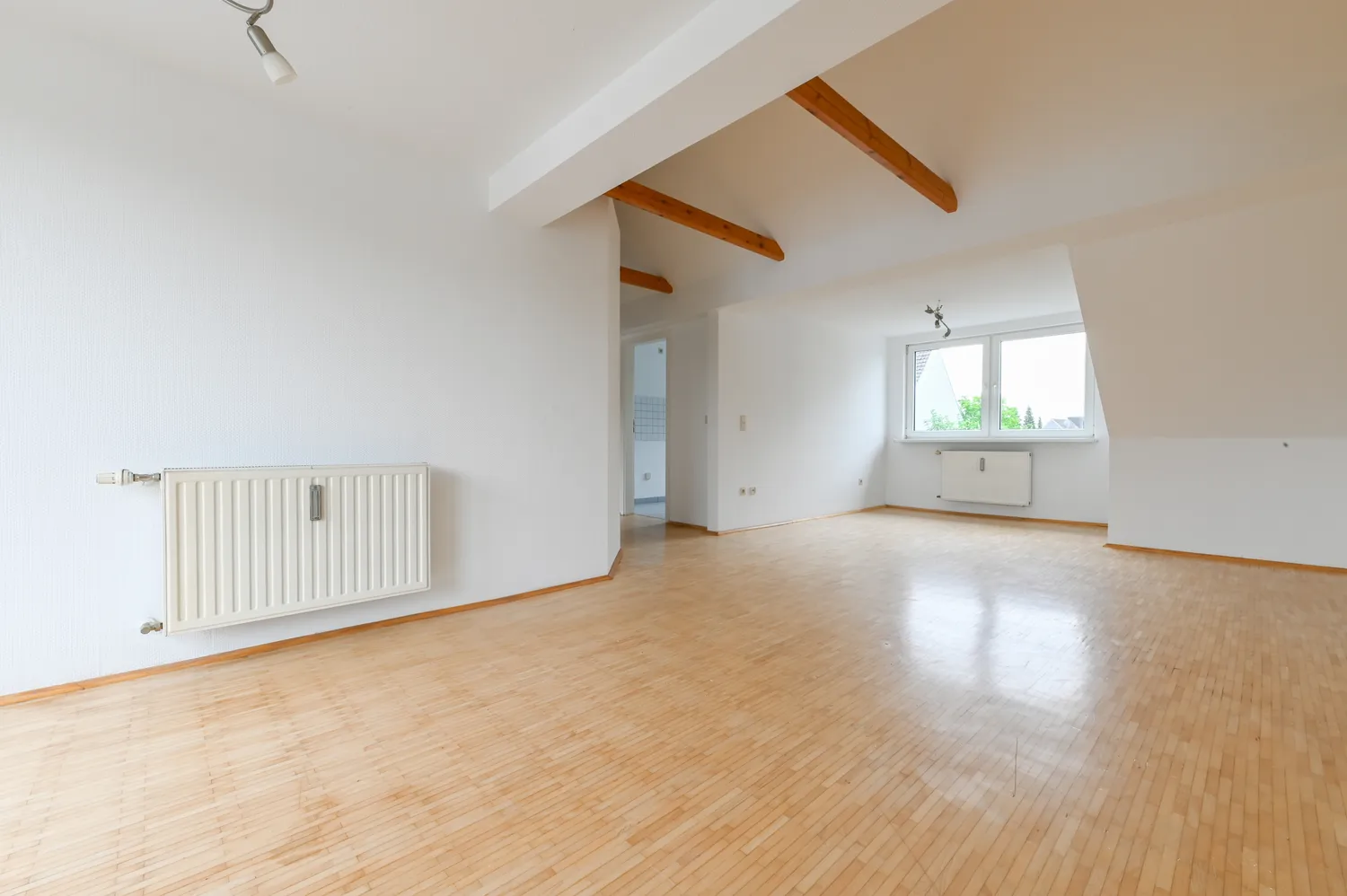 2 Zimmer Wohnung mit 70 m² in Duisburg – Bild 2