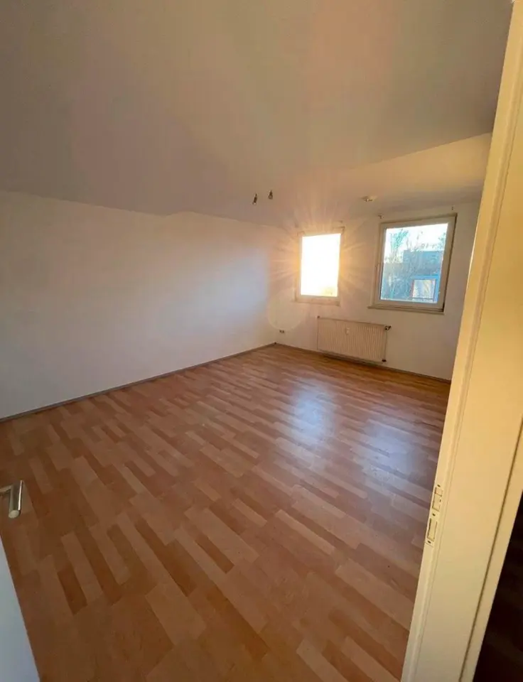 5 Zimmer Wohnung mit 129 m² in Magdeburg – Bild 1