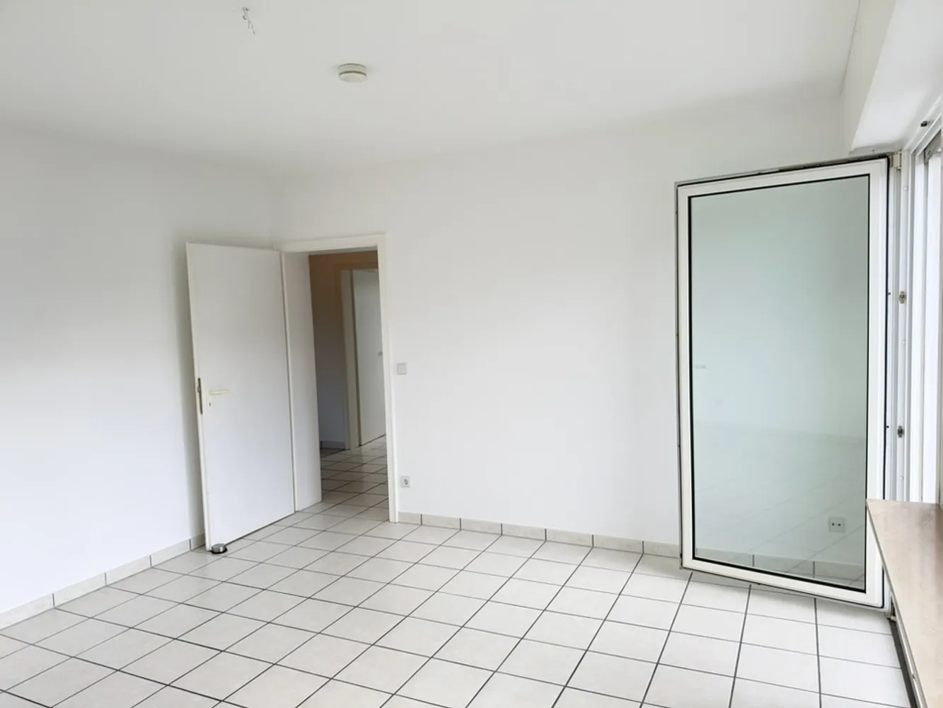 3 Zimmer Wohnung mit 80 m² in Bergisch Gladbach – Bild 4