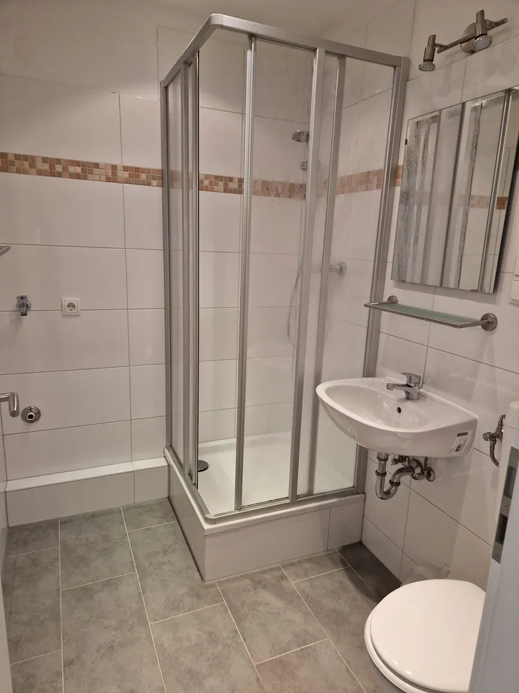 2 Zimmer Wohnung mit 28 m² in Halle (Saale) – Bild 6