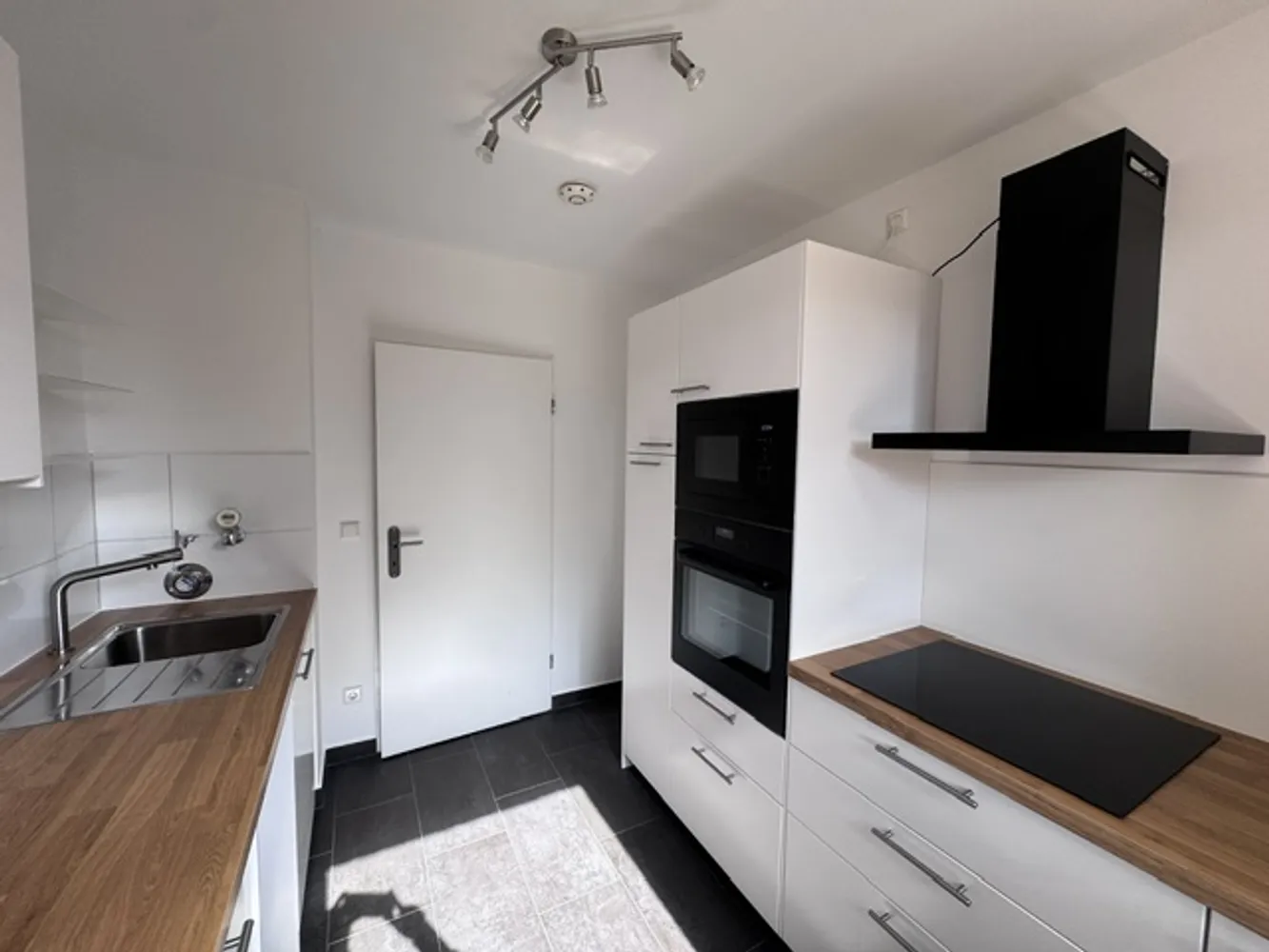 2 Zimmer Wohnung mit 61 m² in Hannover – Bild 2