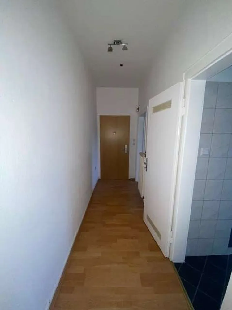 2 room apartment with 46 m² in Krefeld – Photo 3