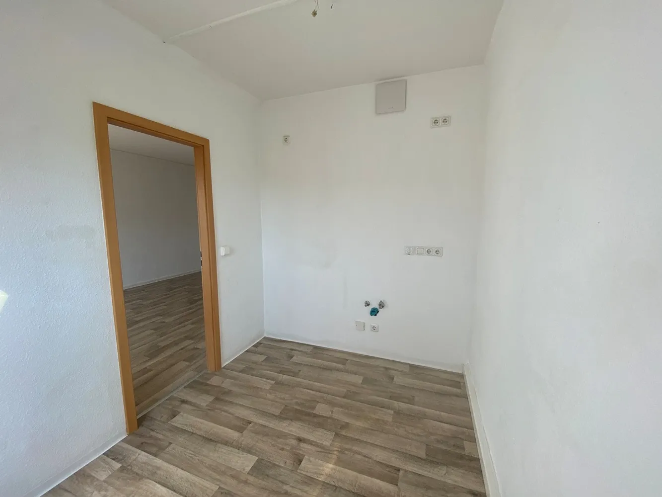 4 Zimmer Wohnung mit 68 m² in Suhl – Bild 6