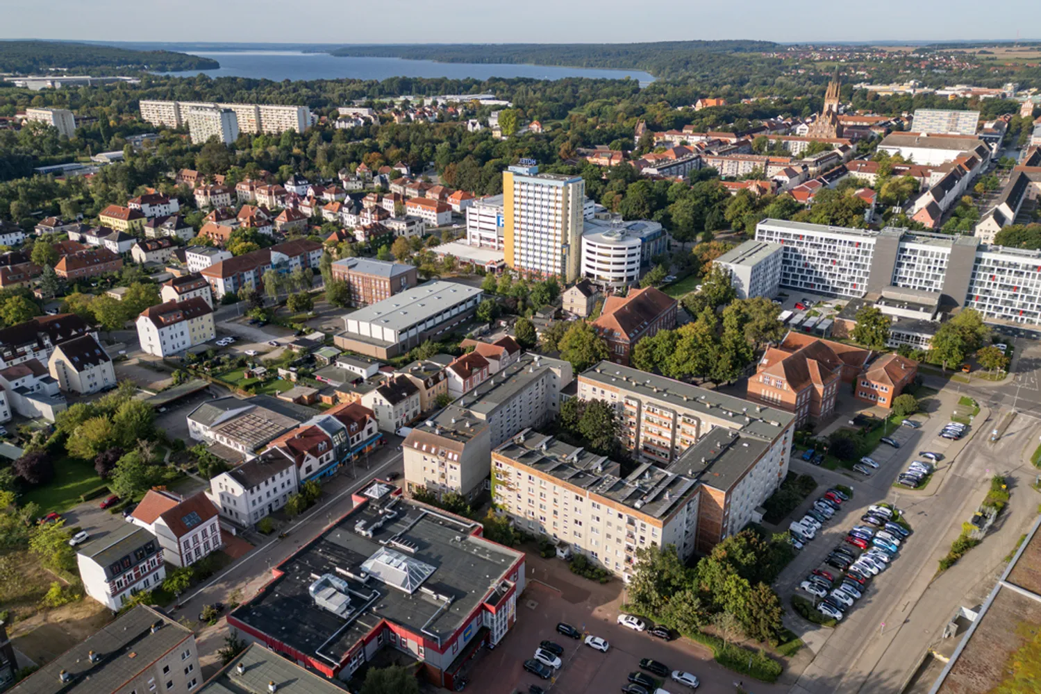 3 Zimmer Wohnung mit 70 m² in Neubrandenburg – Bild 1