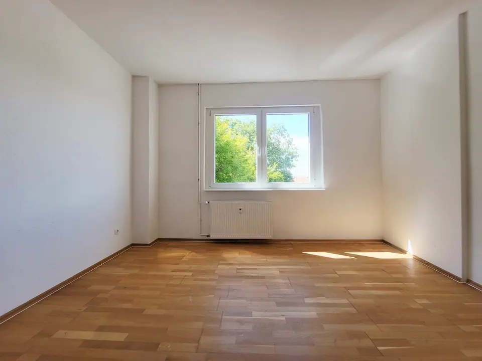 4 Zimmer Wohnung mit 95 m² in Meißen – Bild 1