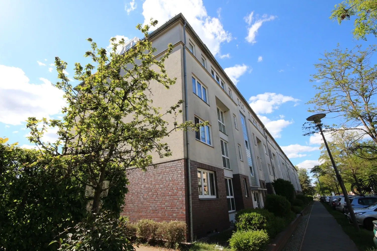 3 Zimmer Wohnung mit 81 m² in Berlin – Bild 1