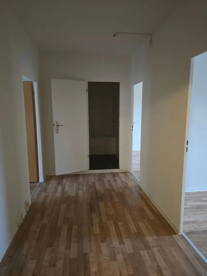 3 Zimmer Wohnung mit 70 m² in Stendal – Bild 4