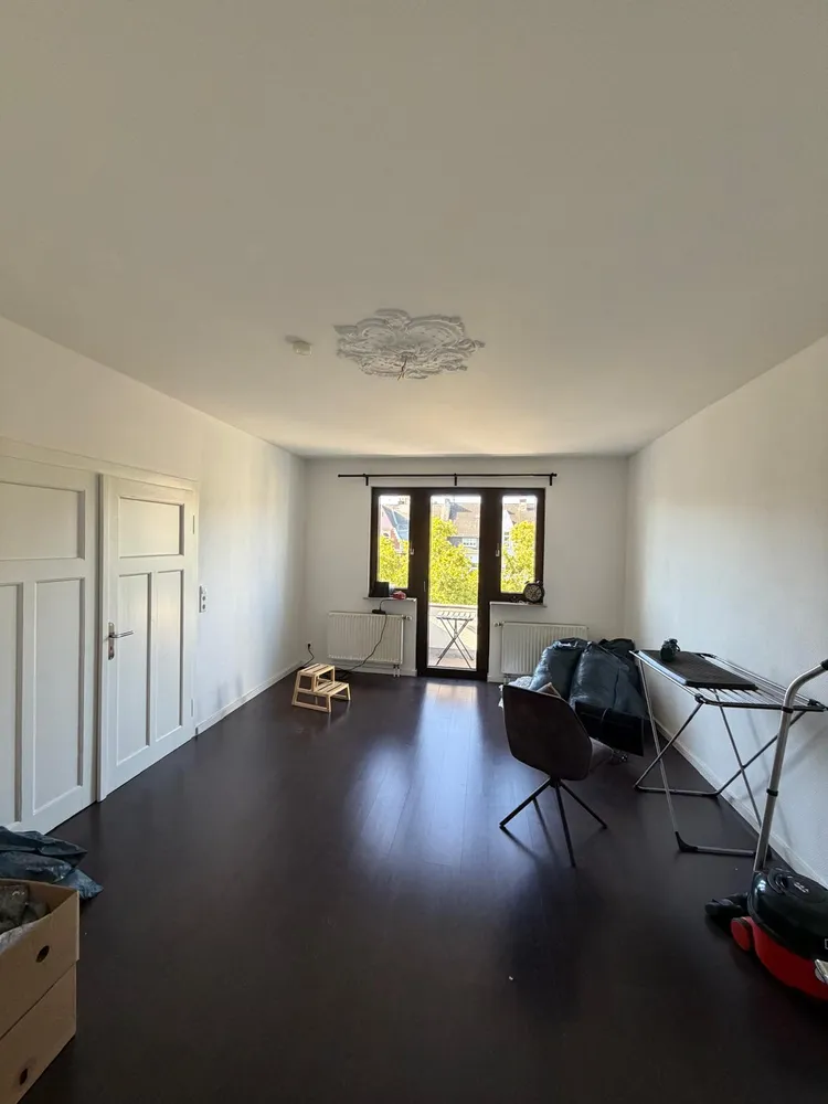 3 Zimmer Wohnung mit 100 m² in Wiesbaden – Bild 3