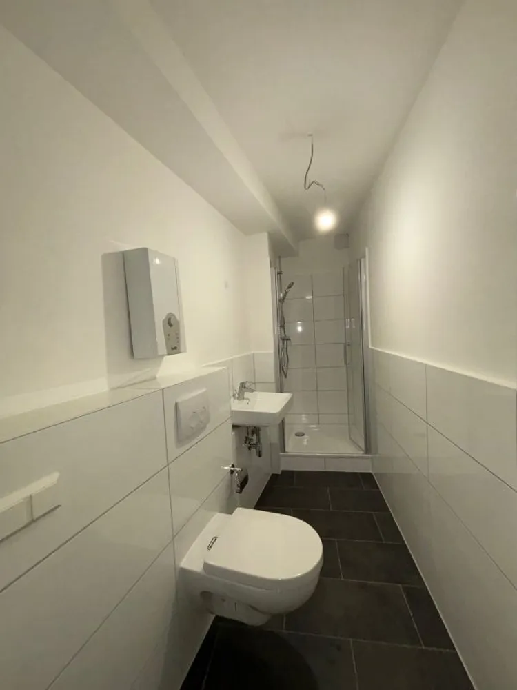 1 Zimmer Wohnung mit 35 m² in Köln – Bild 7
