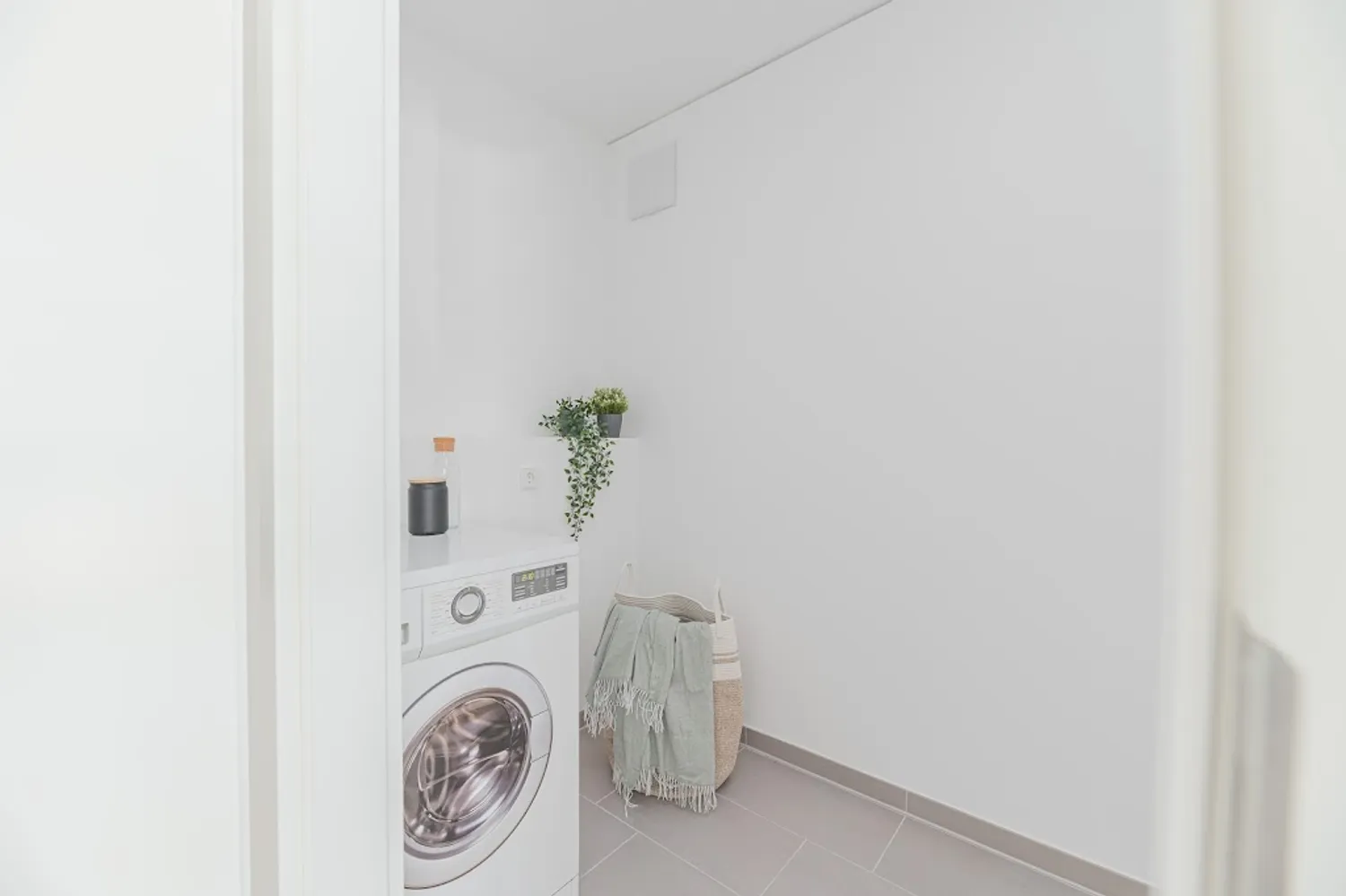 3 Zimmer Wohnung mit 92 m² in Stuttgart – Bild 2