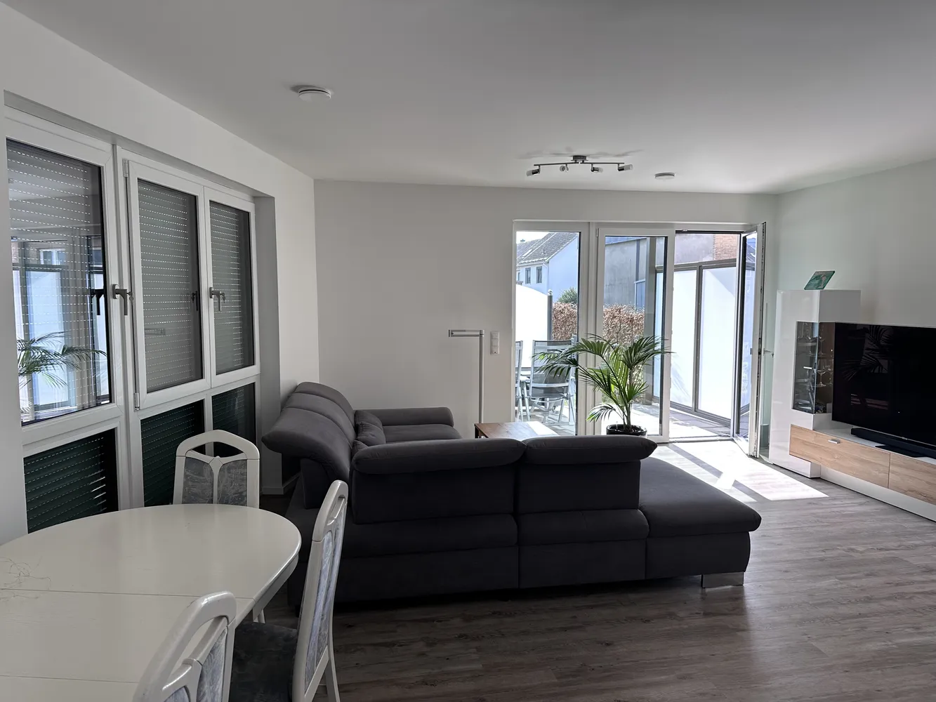 2 Zimmer Wohnung mit 83 m² in Elmshorn – Bild 3