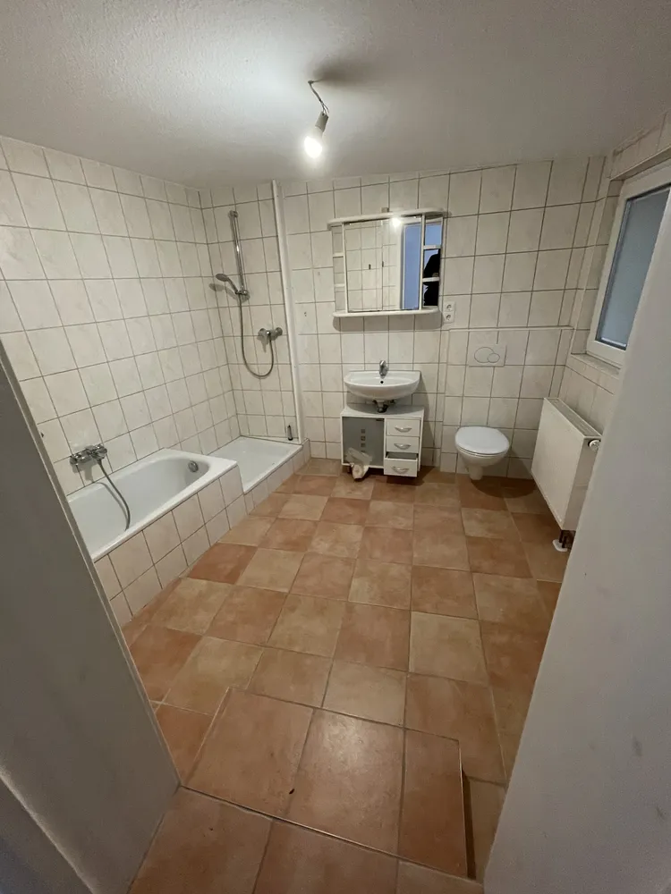 70 Zimmer Wohnung mit 32 m² in Wiesbaden – Bild 4