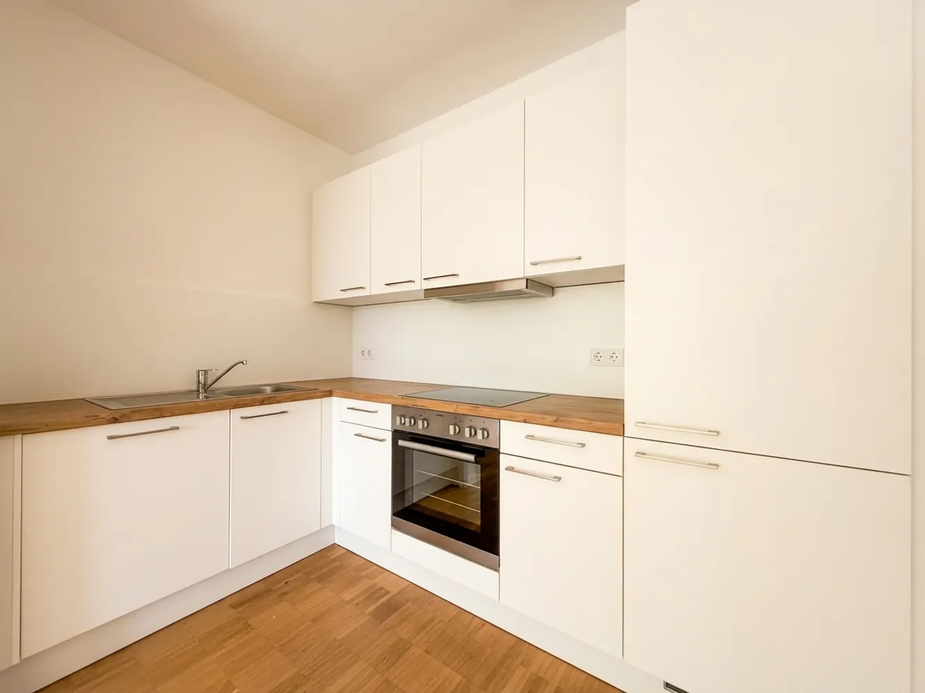 2 Zimmer Wohnung mit 67 m² in Hamburg – Bild 3