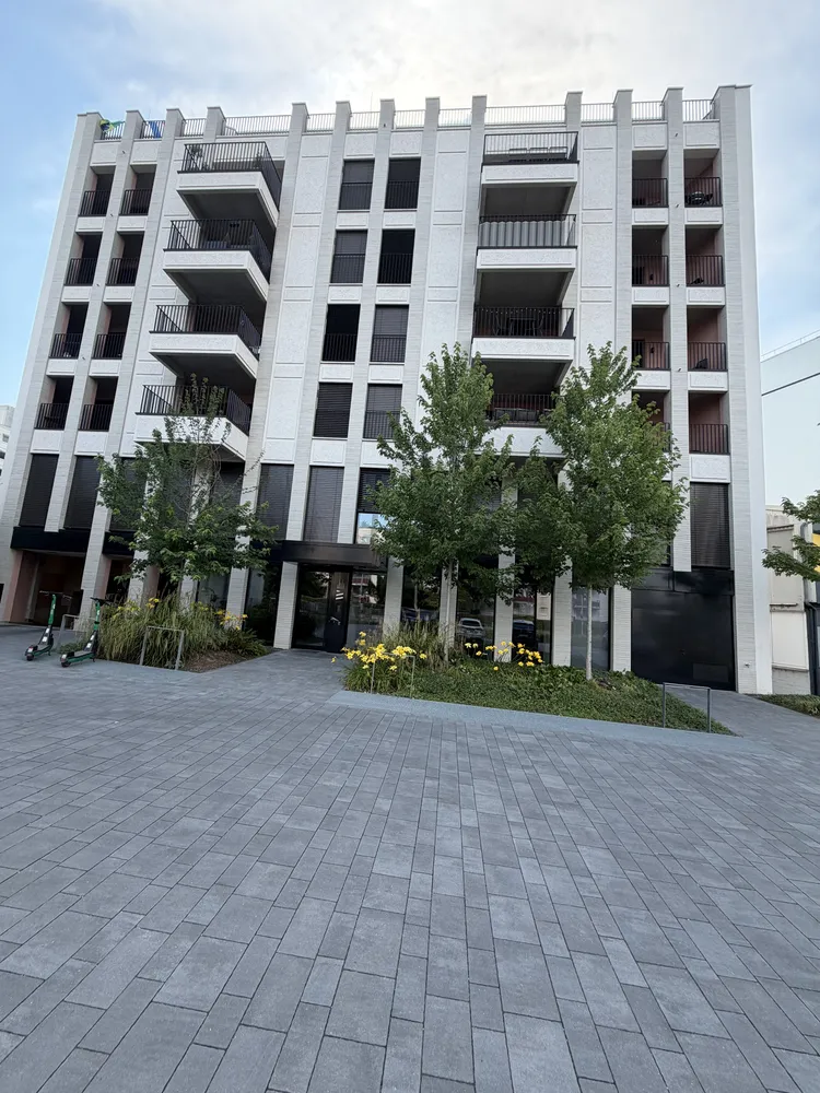 4 Zimmer Wohnung mit 81 m² in Frankfurt am Main – Bild 2
