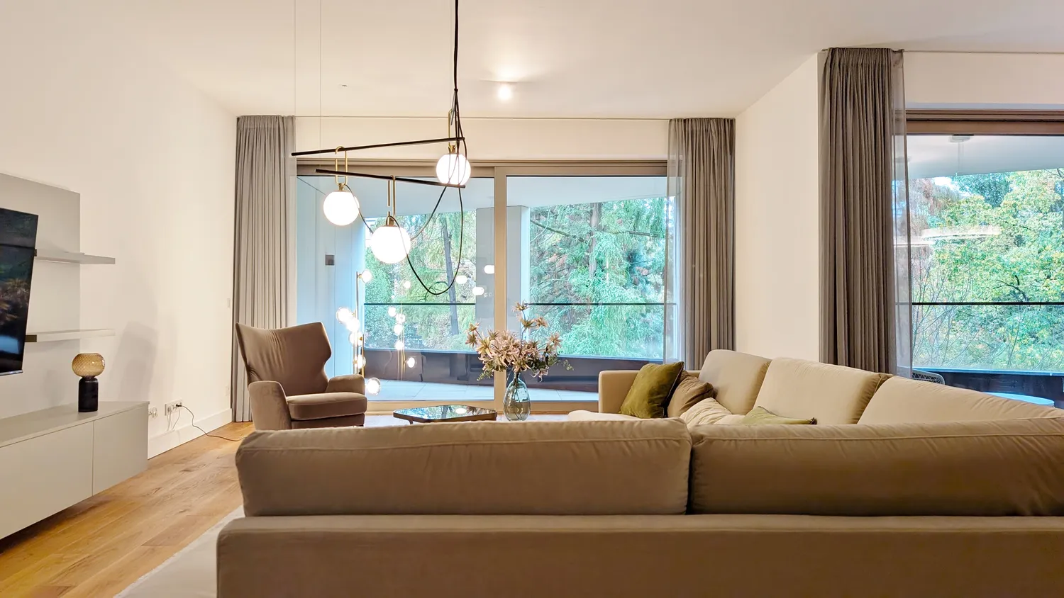 3 Zimmer Wohnung mit 206 m² in Frankfurt am Main – Bild 3