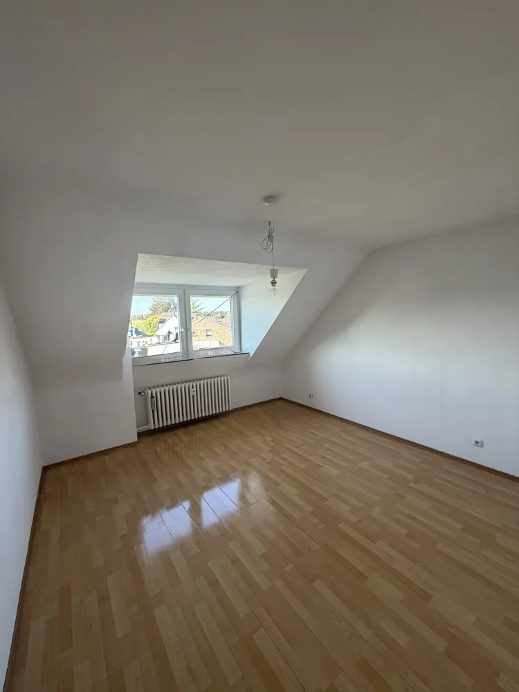 3 Zimmer Wohnung mit 67 m² in Mönchengladbach – Bild 2