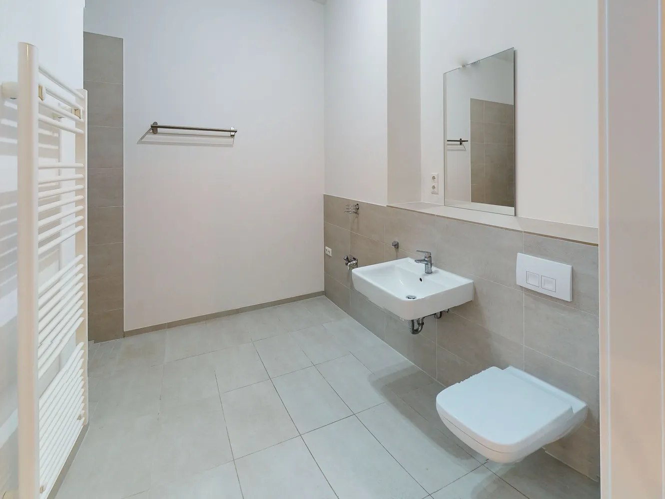 4 Zimmer Wohnung mit 96 m² in Berlin – Bild 3
