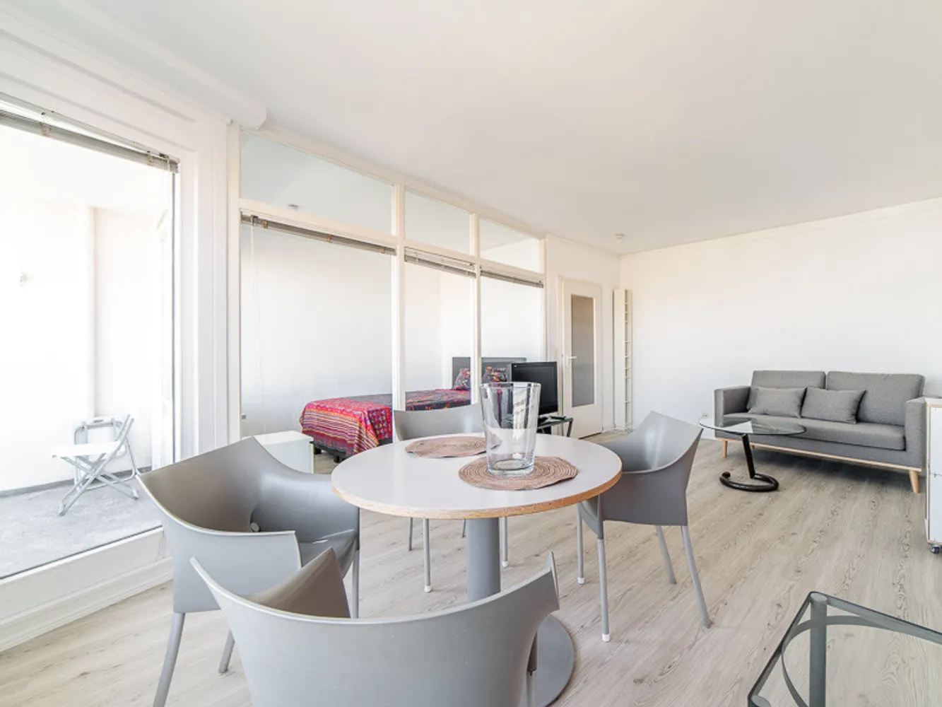2 Zimmer Wohnung mit 47 m² in Hamburg – Bild 2