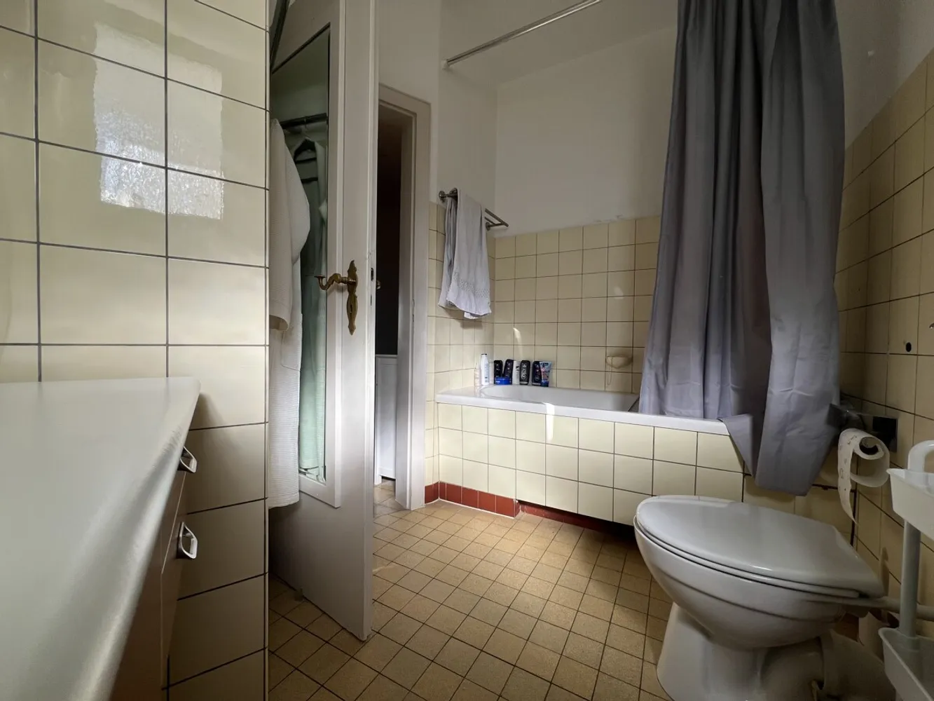 2 Zimmer Wohnung mit 91 m² in Düsseldorf – Bild 8