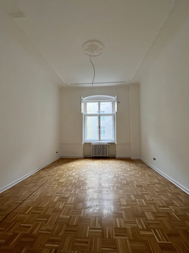 3 Zimmer Wohnung mit 85 m² in Berlin – Bild 2