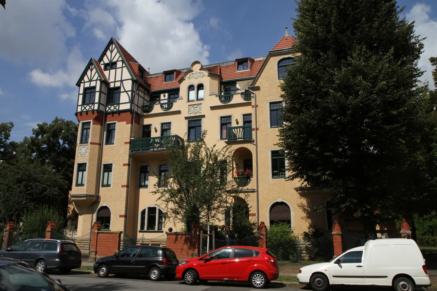 2 Zimmer Wohnung mit 67 m² in Dresden – Bild 3