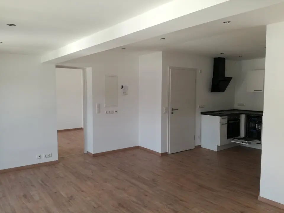 5 Zimmer Wohnung mit 98 m² in Sonneberg – Bild 3