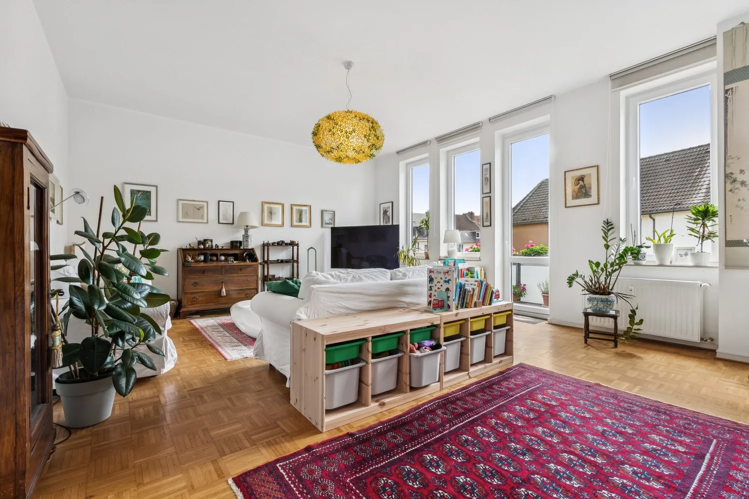 3 Zimmer Wohnung mit 122 m² in Düsseldorf – Bild 2