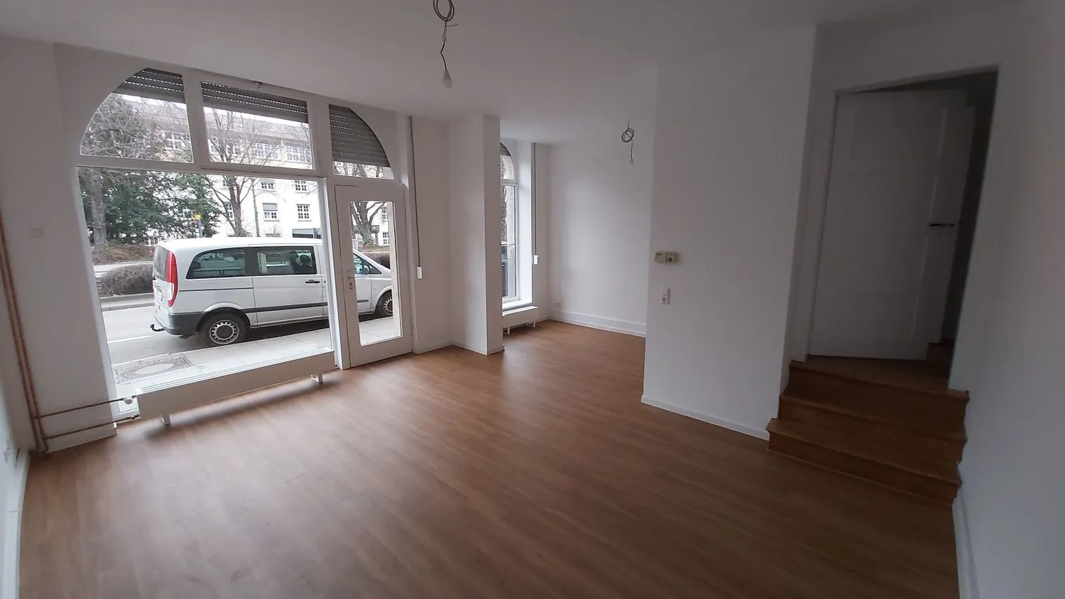 2 Zimmer Wohnung mit 75 m² in Stuttgart – Bild 2