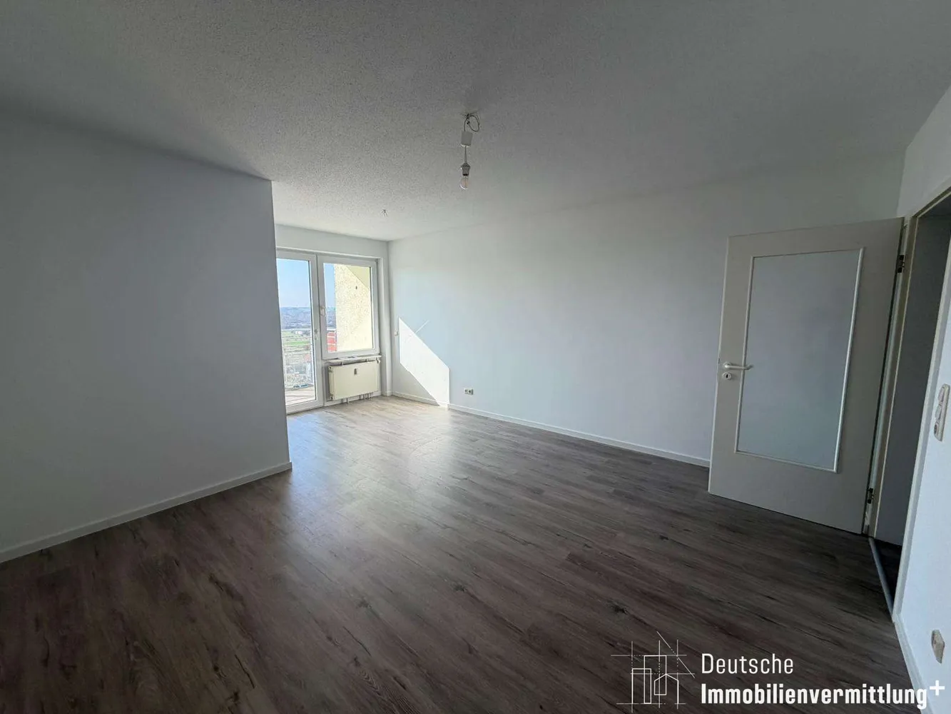 2 Zimmer Wohnung mit 57 m² in Halle (Saale) – Bild 3