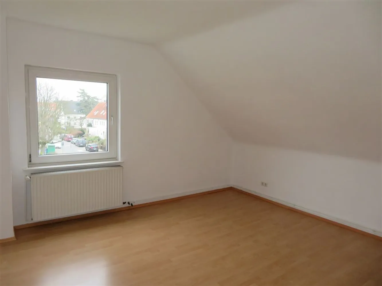 3 Zimmer Wohnung mit 65 m² in Hannover – Bild 2