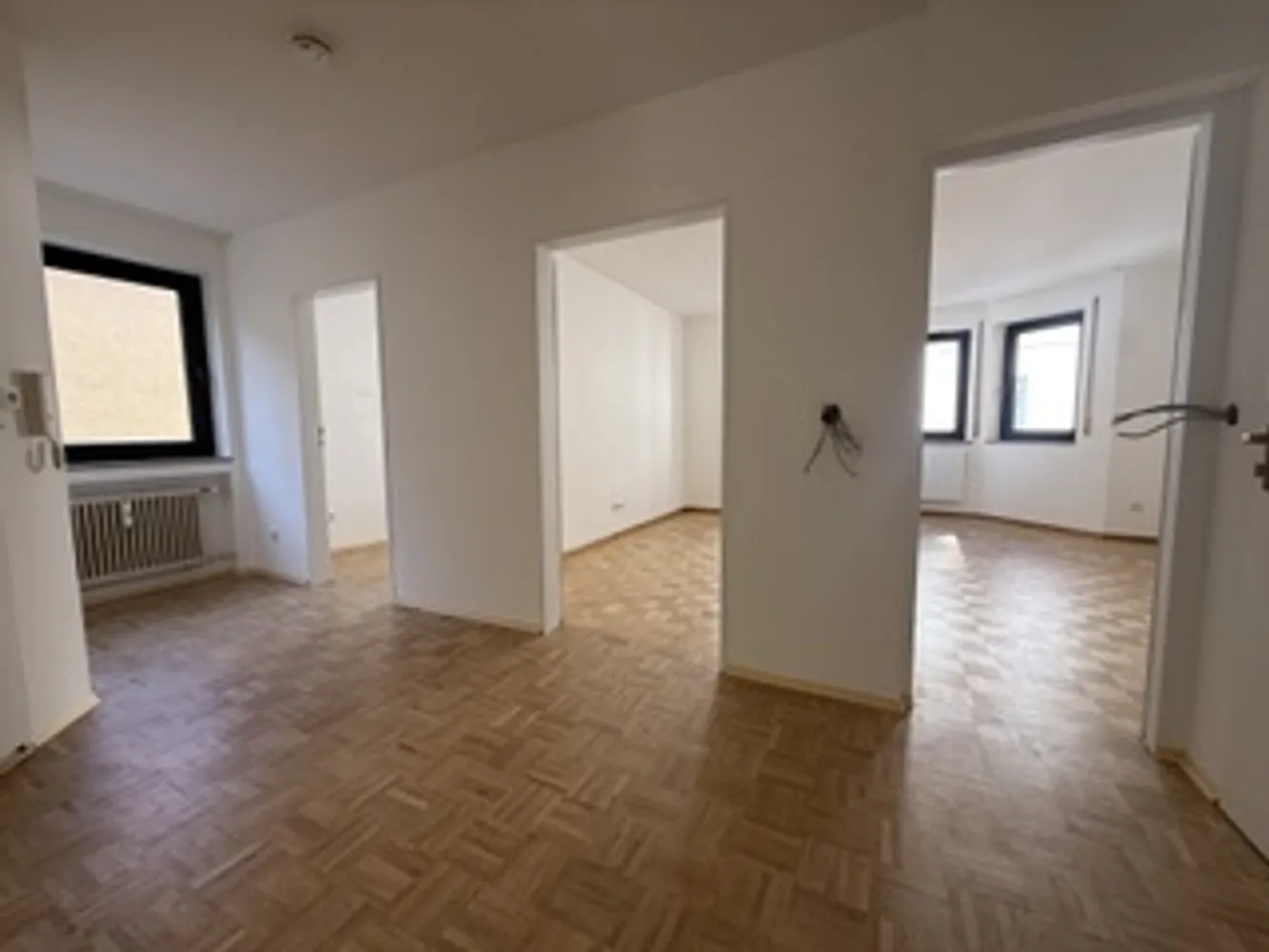 4 Zimmer Wohnung mit 68 m² in München – Bild 2