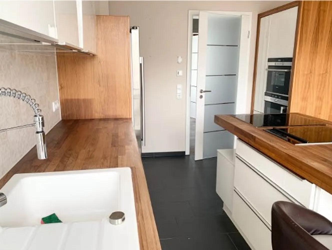 3 Zimmer Wohnung mit 133 m² in Rostock – Bild 2