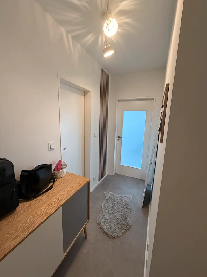 Studio with 45 m² in Cologne – Photo 2