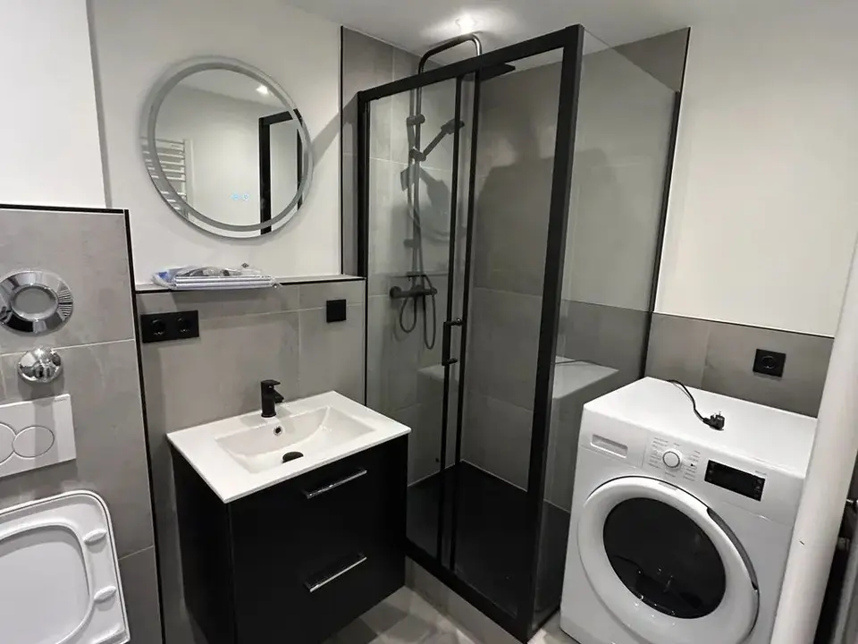 4 Zimmer Wohnung mit 10 m² in München – Bild 9