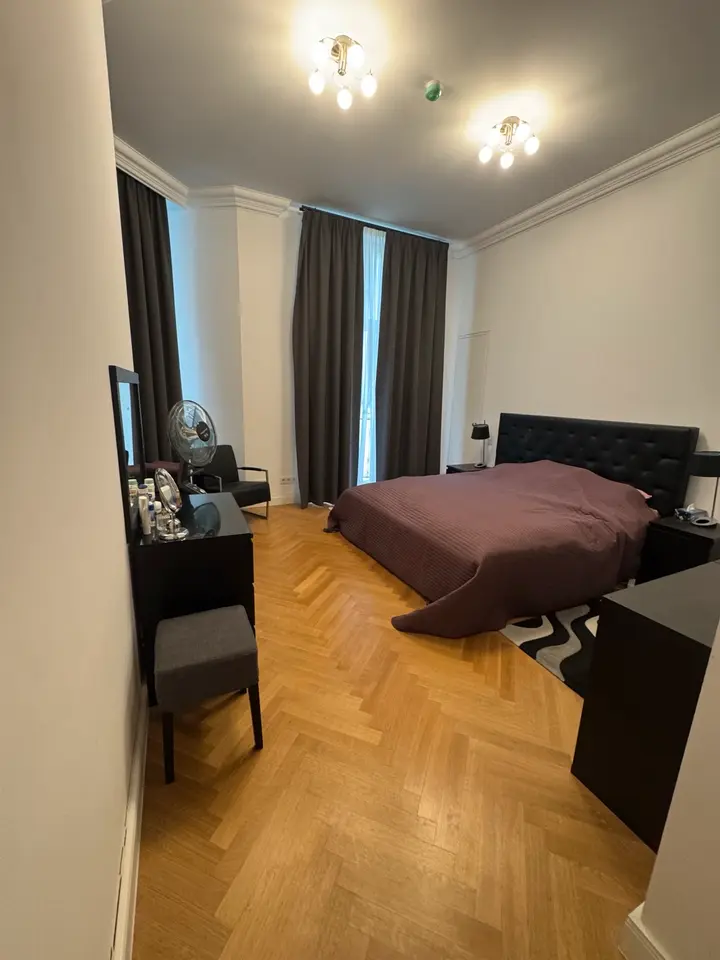 4 room apartment with 174 m² in Berlin – Photo 1