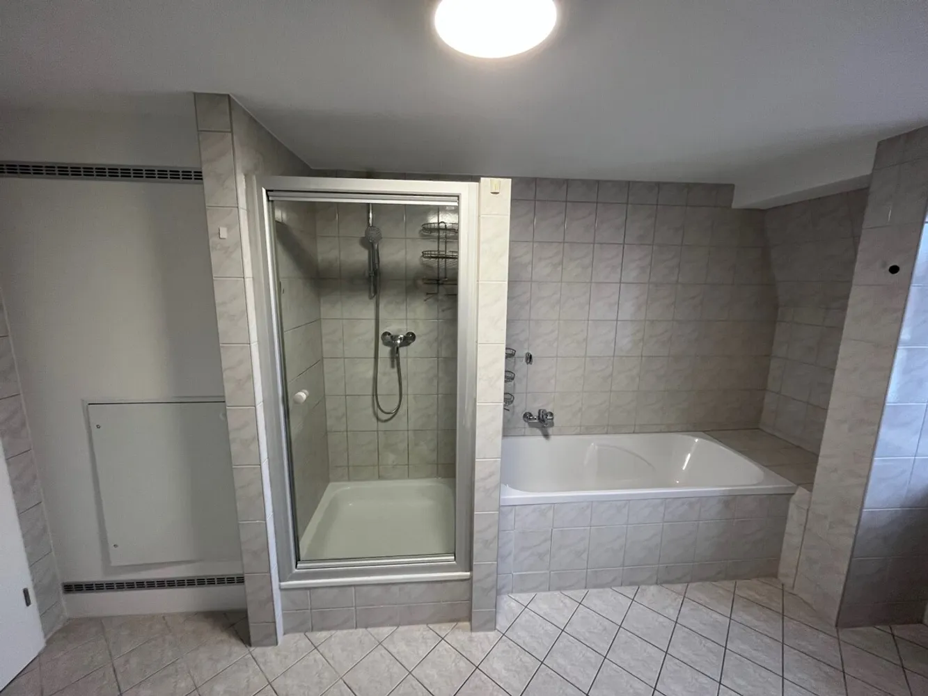5 Zimmer Wohnung mit 16 m² in Regensburg – Bild 9