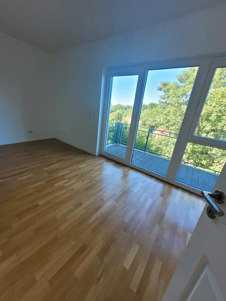 4 Zimmer Wohnung mit 140 m² in Wurzen – Bild 2