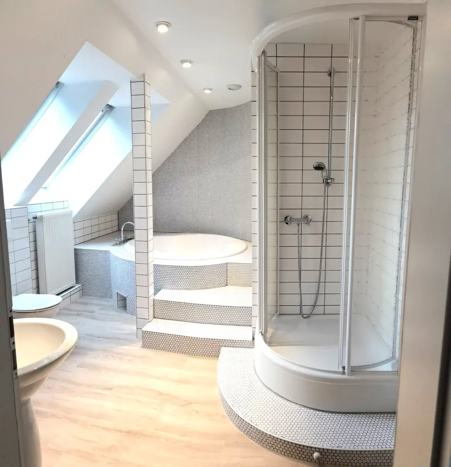 6 Zimmer Haus mit 244 m² in Norderstedt – Bild 6