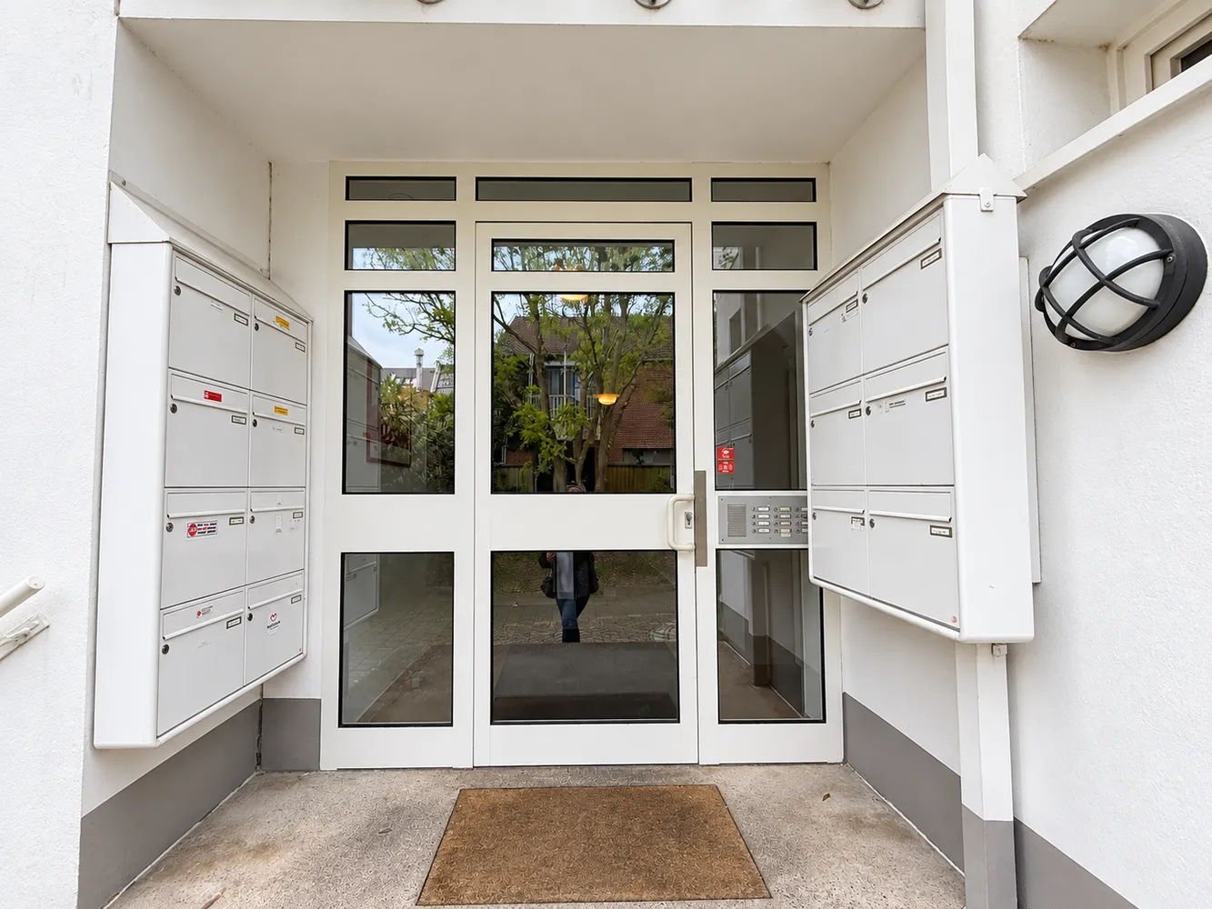 2 Zimmer Wohnung mit 80 m² in Bremen – Bild 2