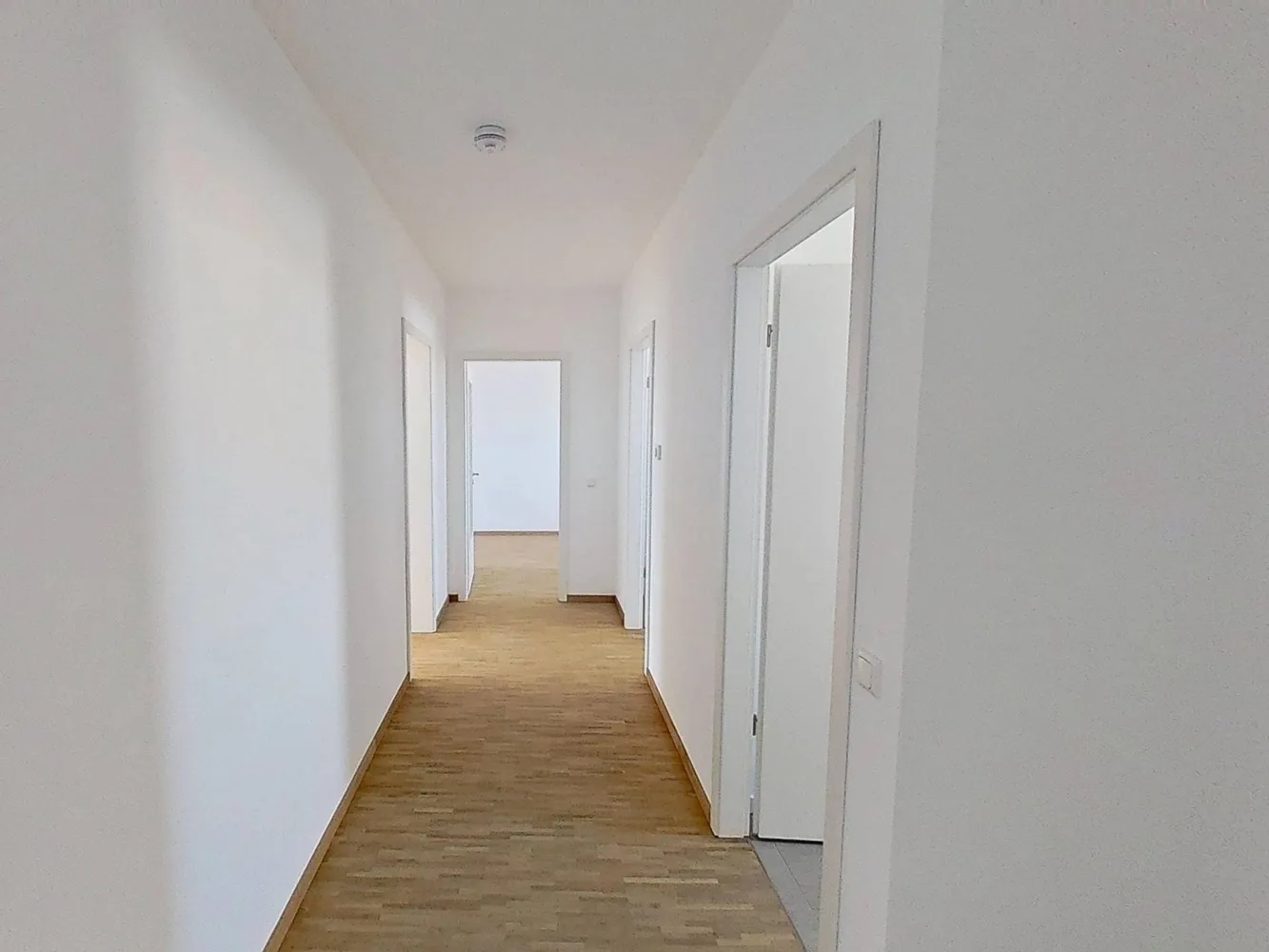 4 Zimmer Wohnung mit 93 m² in Hannover – Bild 12