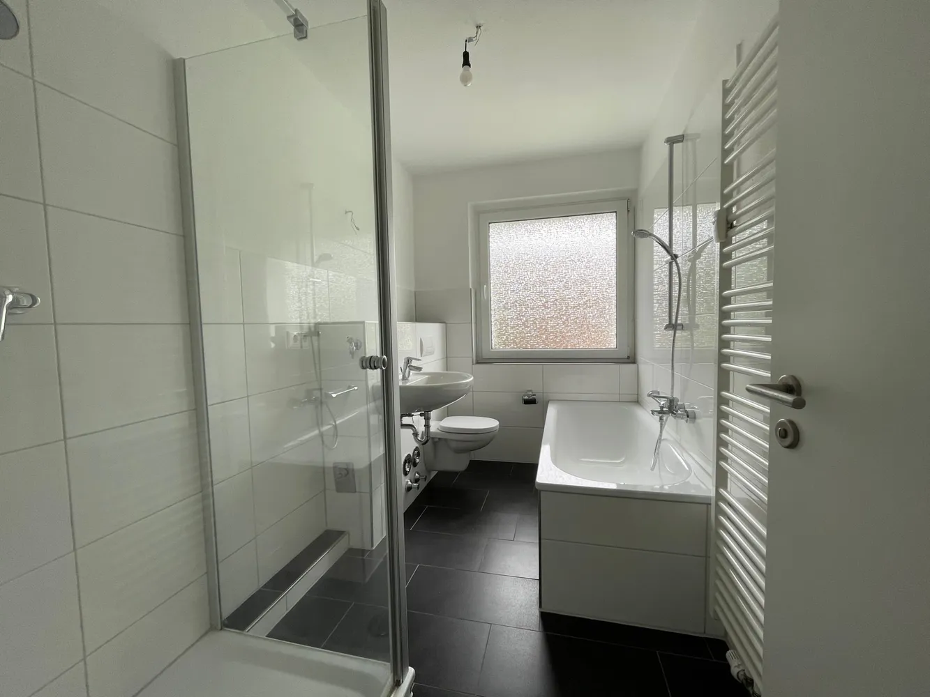 3 Zimmer Wohnung mit 70 m² in Duisburg – Bild 2
