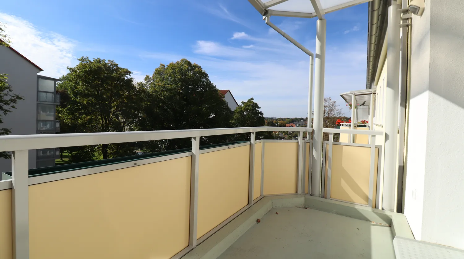 2 Zimmer Wohnung mit 65 m² in Chemnitz – Bild 3