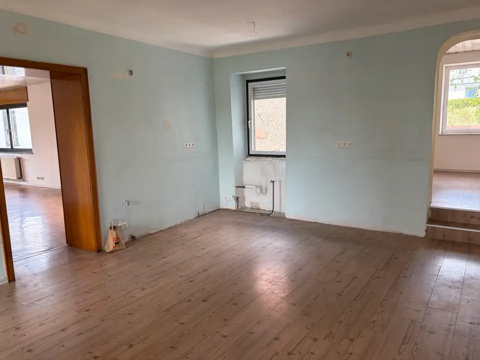 4 Zimmer Wohnung mit 112 m² in Saarbrücken – Bild 2