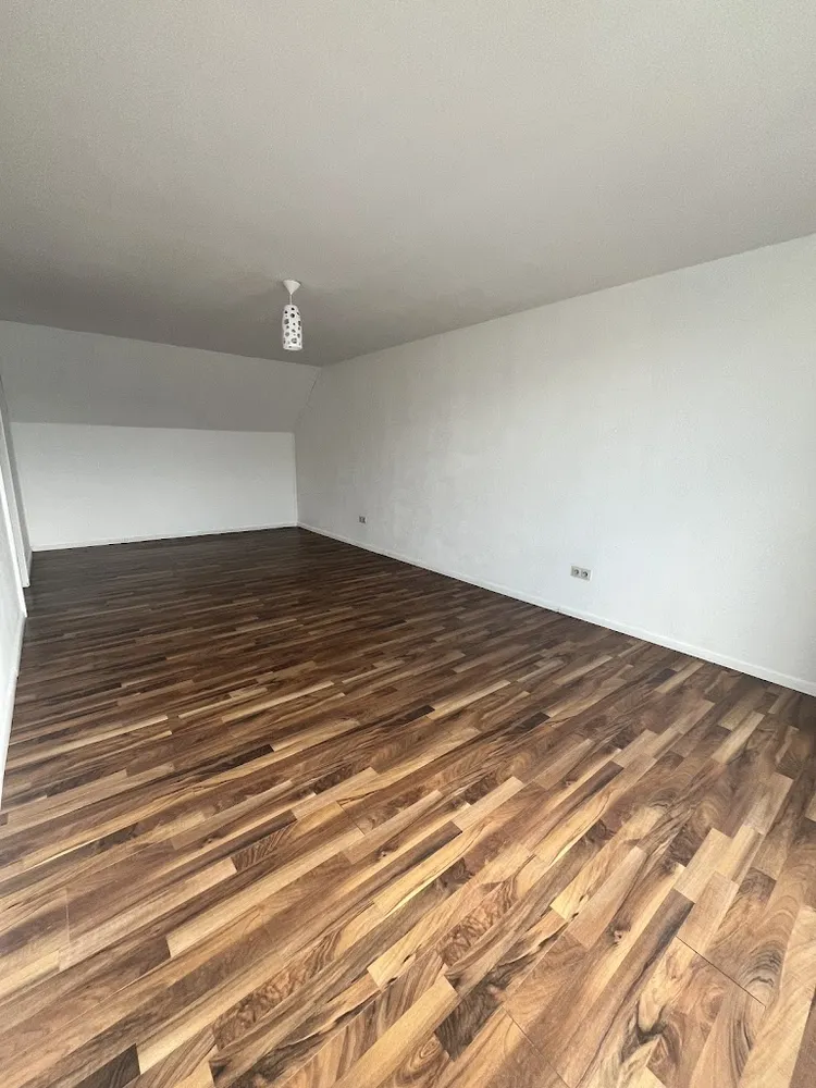 4 Zimmer Wohnung mit 121 m² in Wiesbaden – Bild 6
