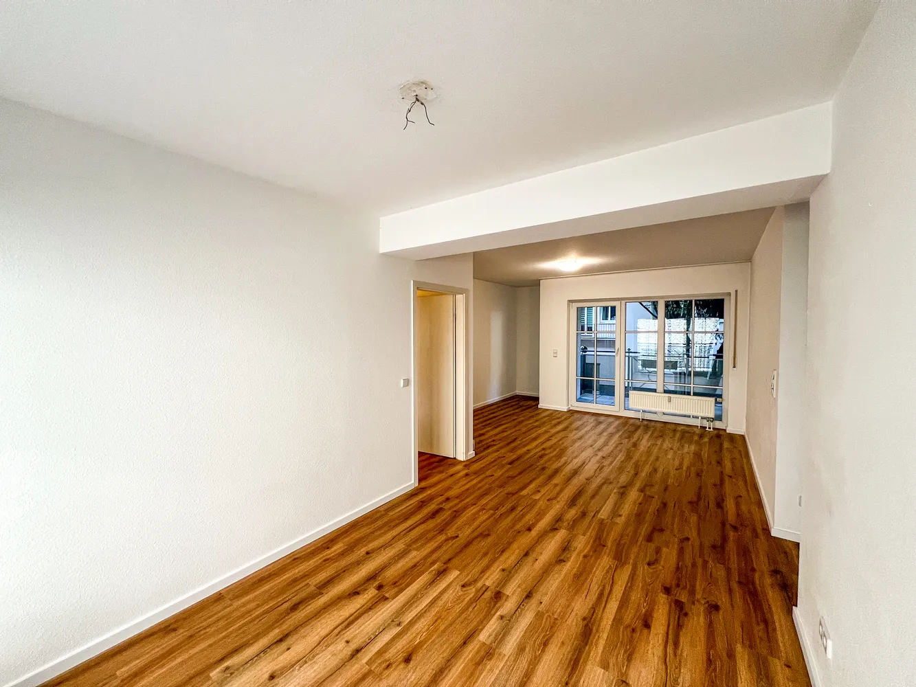 2 Zimmer Wohnung mit 68 m² in Wiesbaden – Bild 2