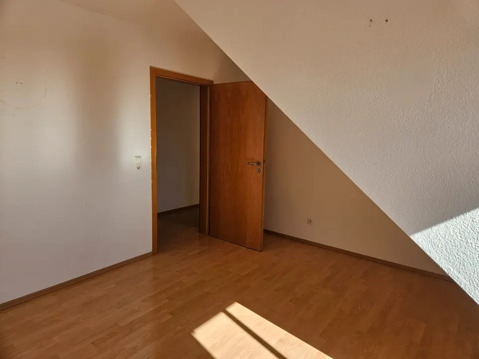 3 Zimmer Wohnung mit 68 m² in Merseburg – Bild 4