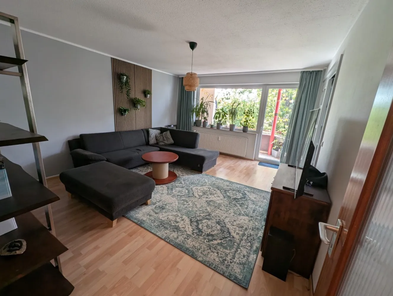 3 Zimmer Wohnung mit 79 m² in Hannover – Bild 2