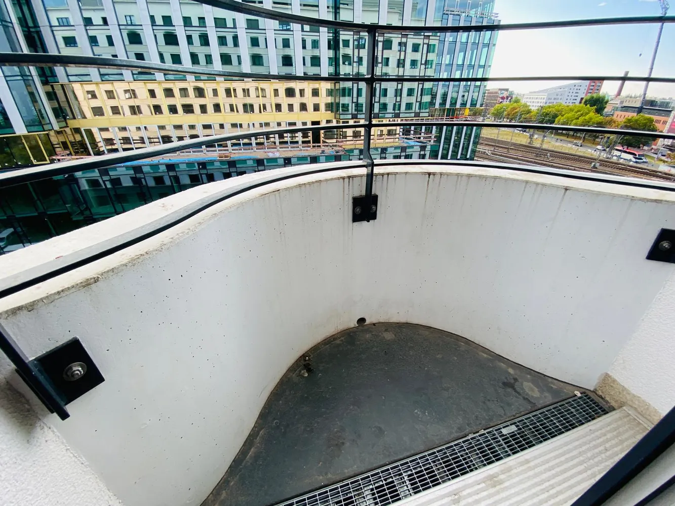 1 room apartment with 23 m² in Berlin – Photo 2