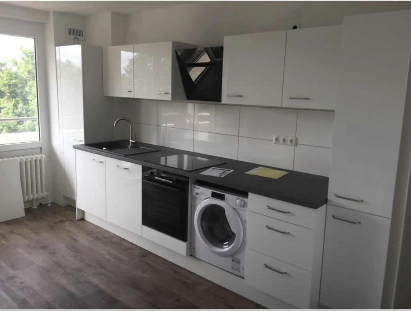 4 Zimmer Wohnung mit 108 m² in Ludwigshafen am Rhein – Bild 2