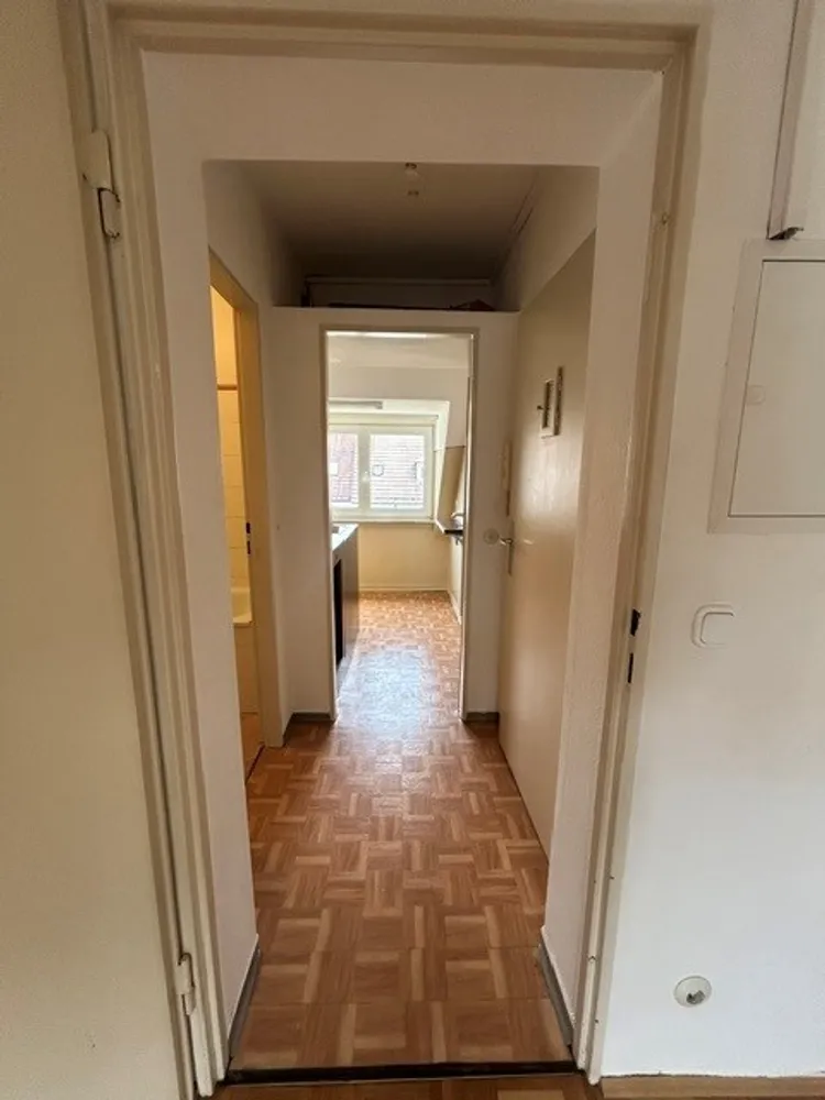 1 Zimmer Wohnung mit 29 m² in Frankfurt am Main – Bild 9
